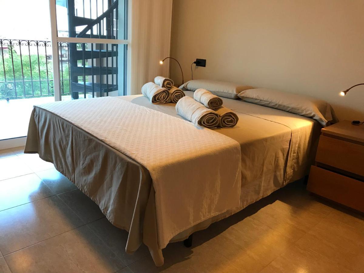 Precioso Atico En Complejo Residencial Con Piscina Apartment Sant Carles De La Rapita Ngoại thất bức ảnh